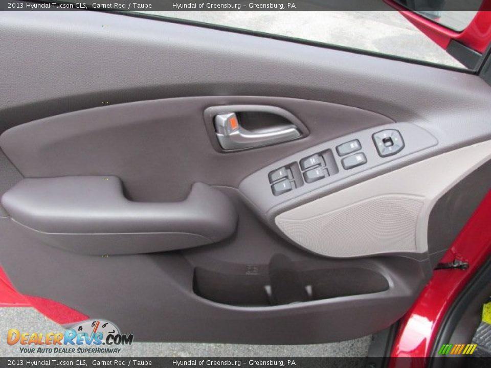 2013 Hyundai Tucson GLS Garnet Red / Taupe Photo #6