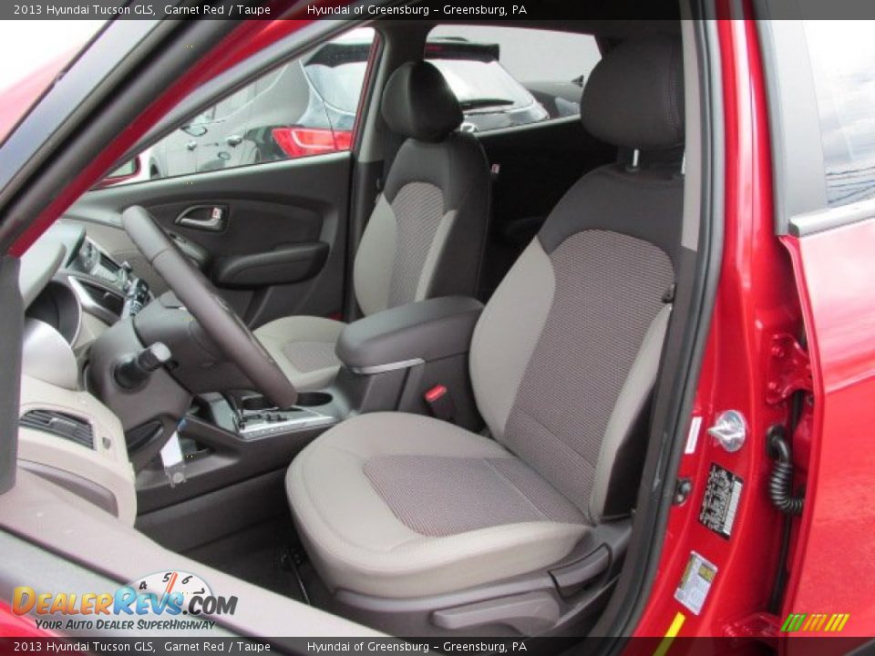 2013 Hyundai Tucson GLS Garnet Red / Taupe Photo #7