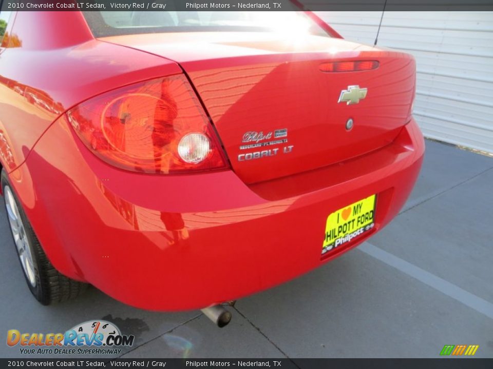 2010 Chevrolet Cobalt LT Sedan Victory Red / Gray Photo #20
