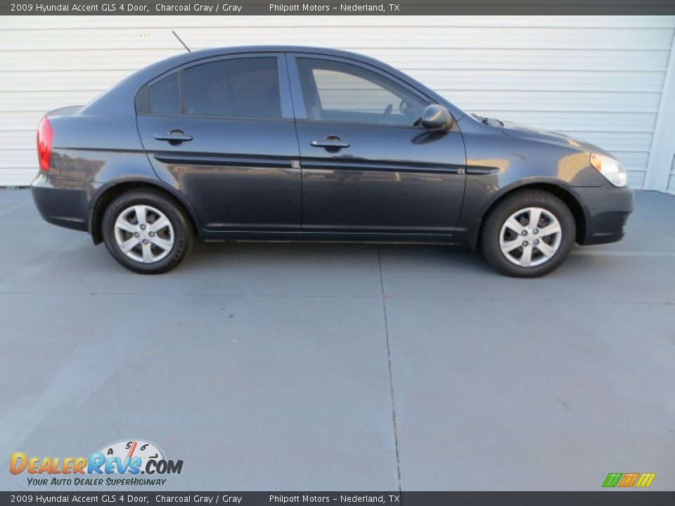 2009 Hyundai Accent GLS 4 Door Charcoal Gray / Gray Photo #3