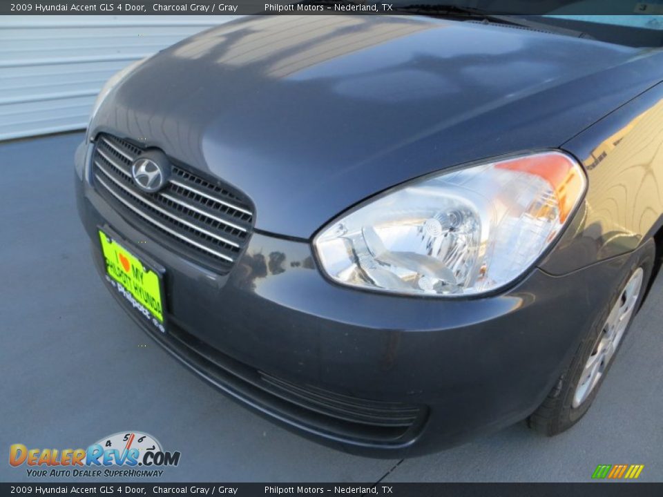 2009 Hyundai Accent GLS 4 Door Charcoal Gray / Gray Photo #10