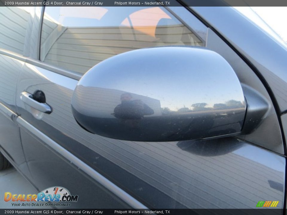 2009 Hyundai Accent GLS 4 Door Charcoal Gray / Gray Photo #15