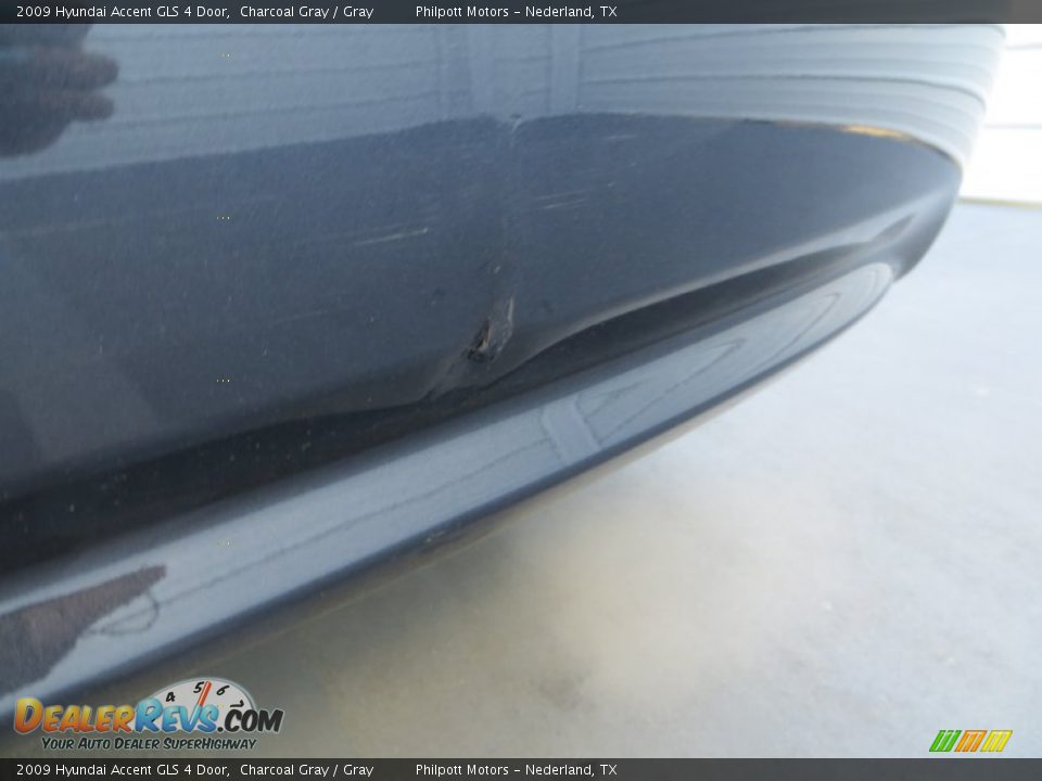 2009 Hyundai Accent GLS 4 Door Charcoal Gray / Gray Photo #20
