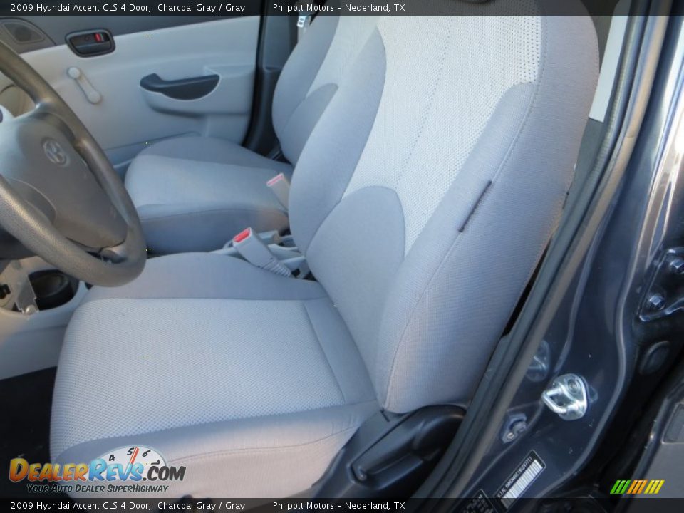 2009 Hyundai Accent GLS 4 Door Charcoal Gray / Gray Photo #36