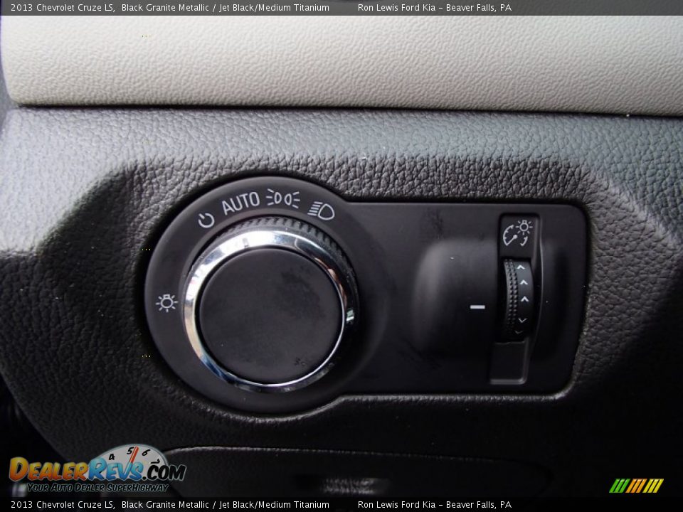 2013 Chevrolet Cruze LS Black Granite Metallic / Jet Black/Medium Titanium Photo #19