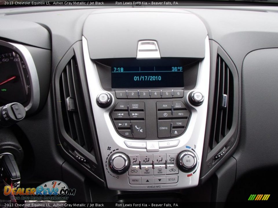 2013 Chevrolet Equinox LS Ashen Gray Metallic / Jet Black Photo #16