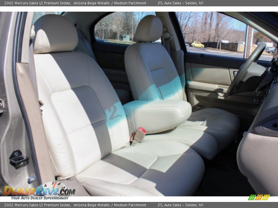 2002 Mercury Sable LS Premium Sedan Arizona Beige Metallic / Medium Parchment Photo #11