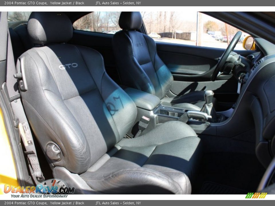 2004 Pontiac GTO Coupe Yellow Jacket / Black Photo #11