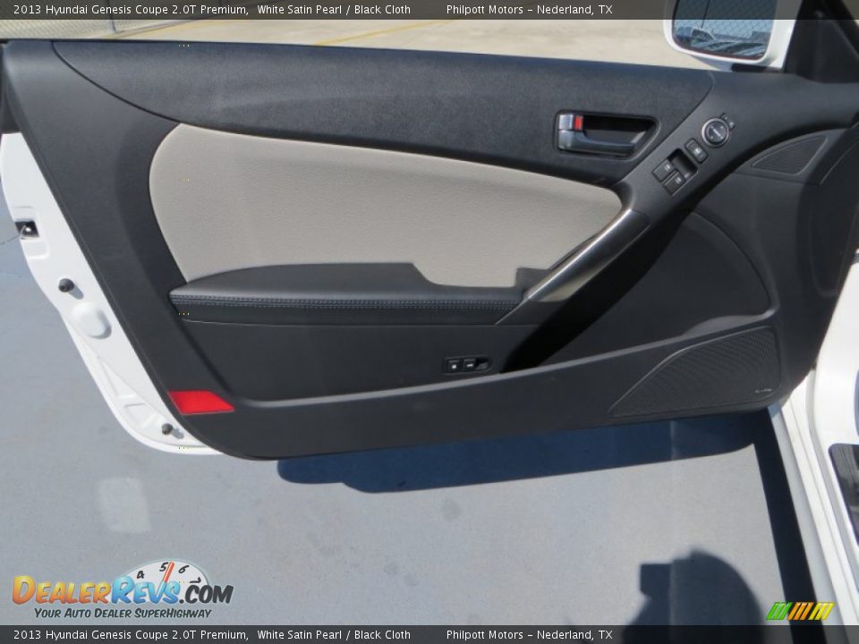 2013 Hyundai Genesis Coupe 2.0T Premium White Satin Pearl / Black Cloth Photo #19