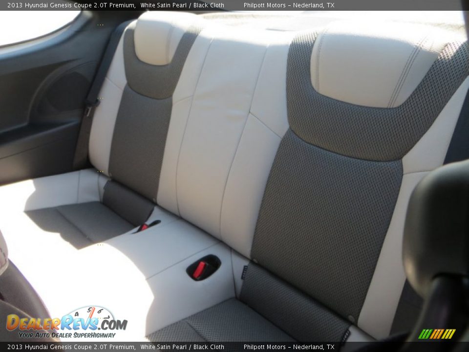 2013 Hyundai Genesis Coupe 2.0T Premium White Satin Pearl / Black Cloth Photo #20