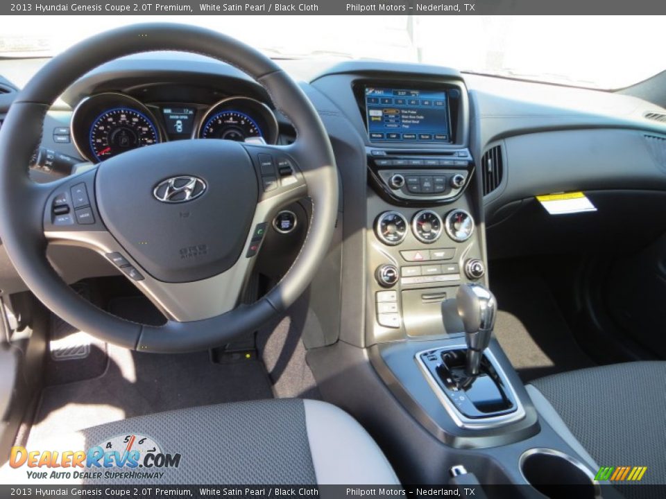 2013 Hyundai Genesis Coupe 2.0T Premium White Satin Pearl / Black Cloth Photo #24