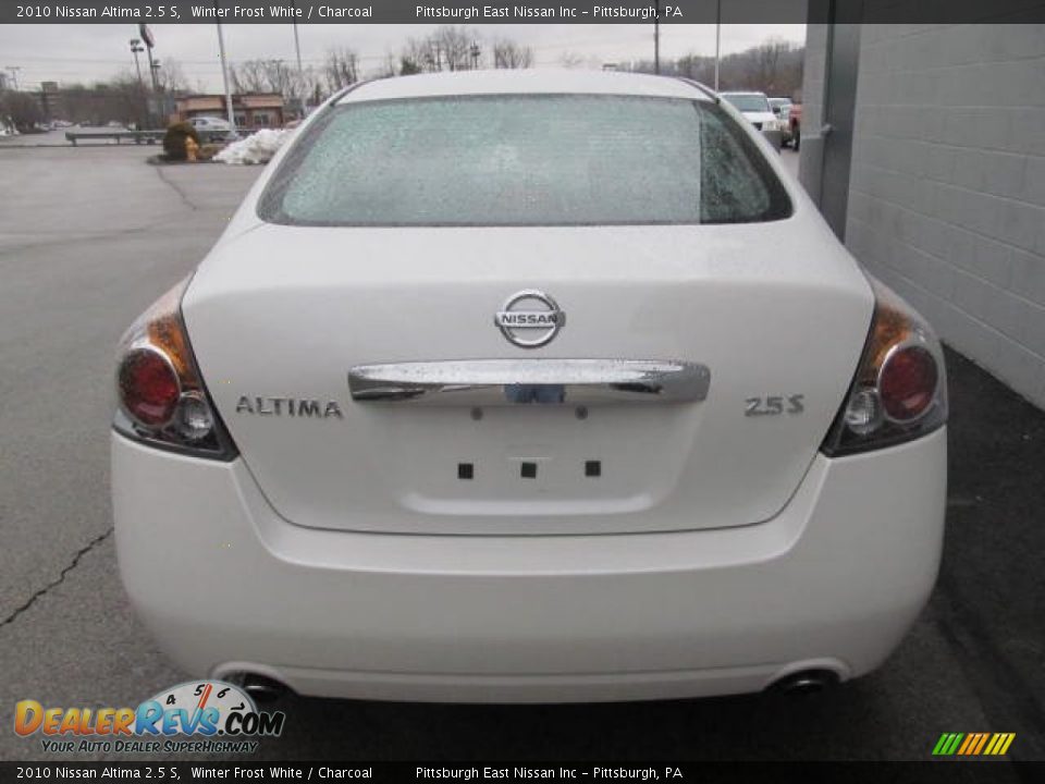 2010 Nissan Altima 2.5 S Winter Frost White / Charcoal Photo #4
