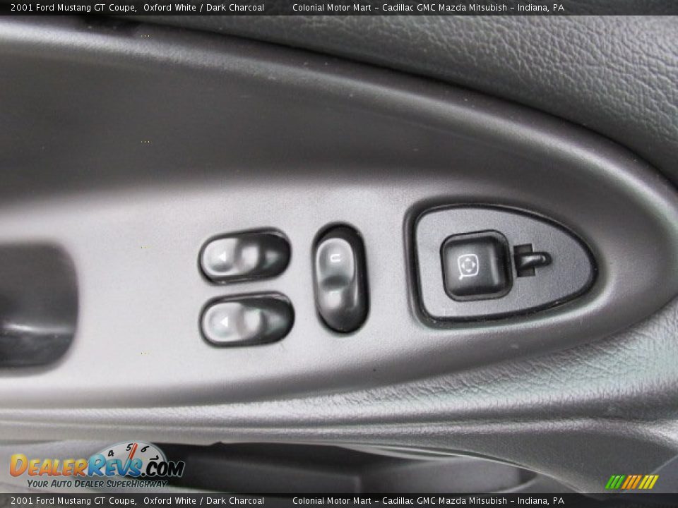 2001 Ford Mustang GT Coupe Oxford White / Dark Charcoal Photo #14