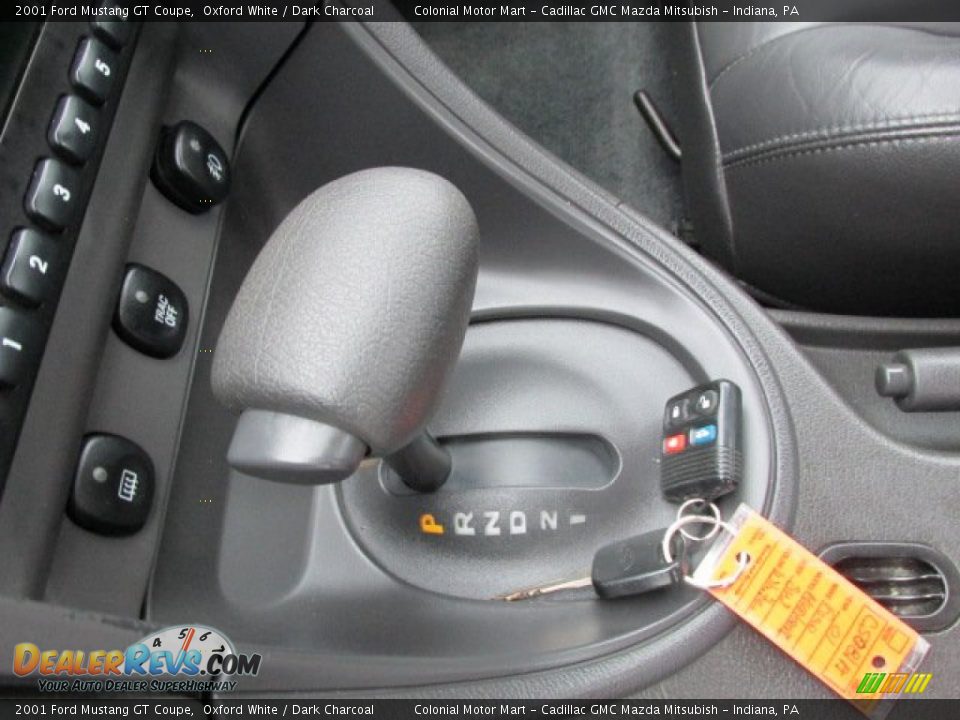 2001 Ford Mustang GT Coupe Shifter Photo #16