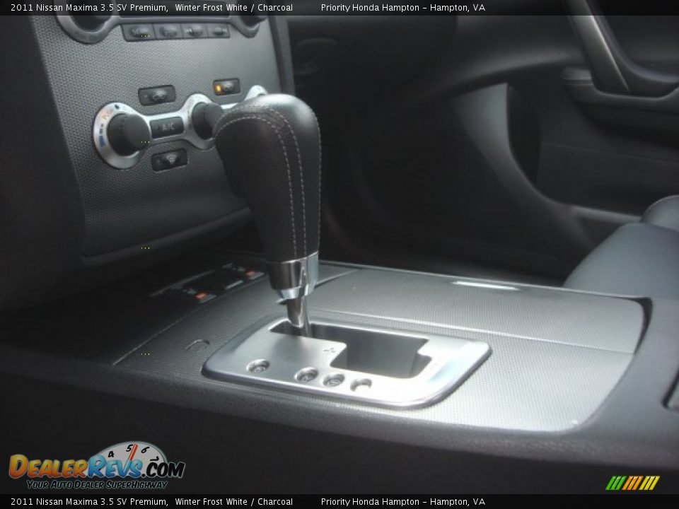 2011 Nissan Maxima 3.5 SV Premium Winter Frost White / Charcoal Photo #22