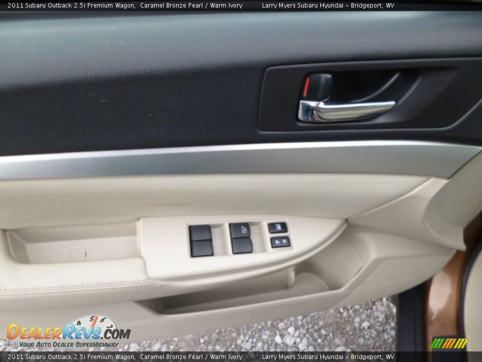2011 Subaru Outback 2.5i Premium Wagon Caramel Bronze Pearl / Warm Ivory Photo #17