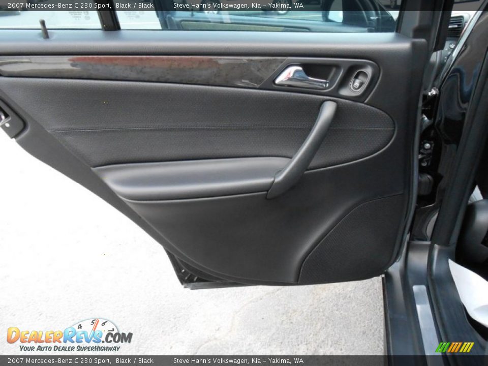2007 Mercedes-Benz C 230 Sport Black / Black Photo #31