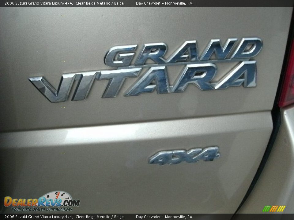 2006 Suzuki Grand Vitara Luxury 4x4 Clear Beige Metallic / Beige Photo #1