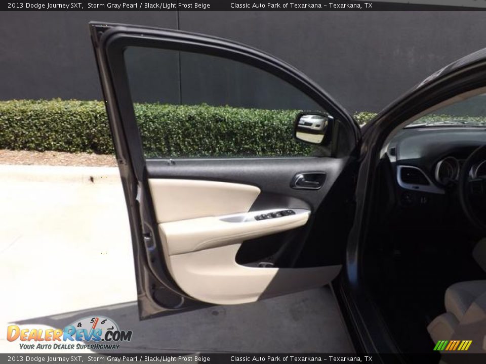 2013 Dodge Journey SXT Storm Gray Pearl / Black/Light Frost Beige Photo #28