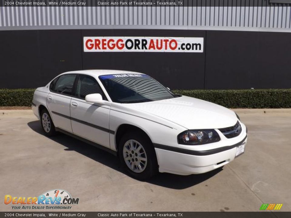 2004 Chevrolet Impala White / Medium Gray Photo #1