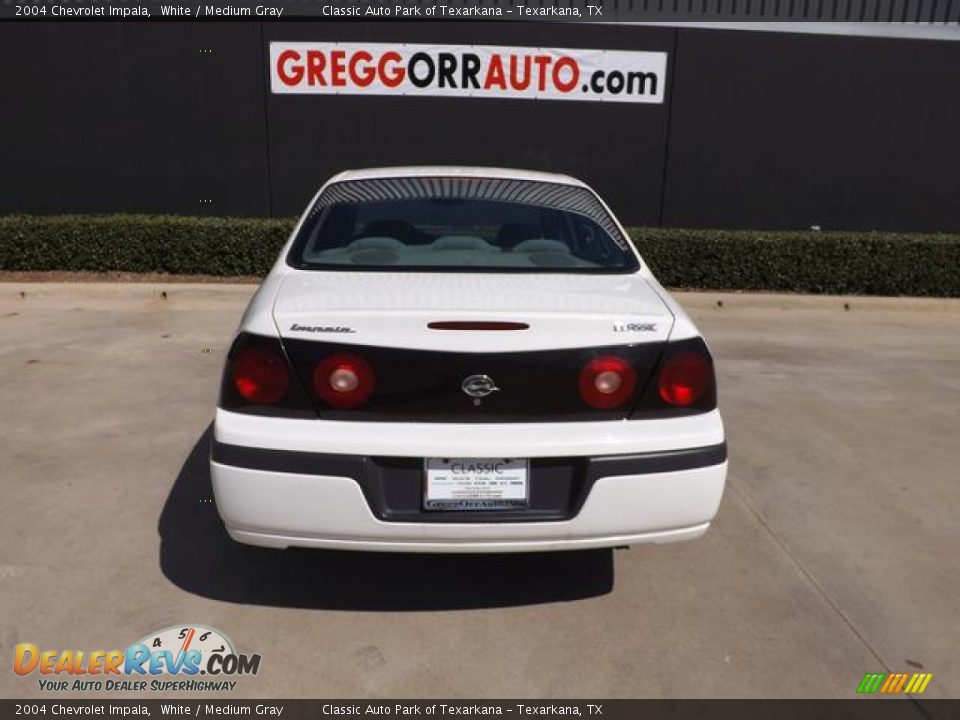 2004 Chevrolet Impala White / Medium Gray Photo #6