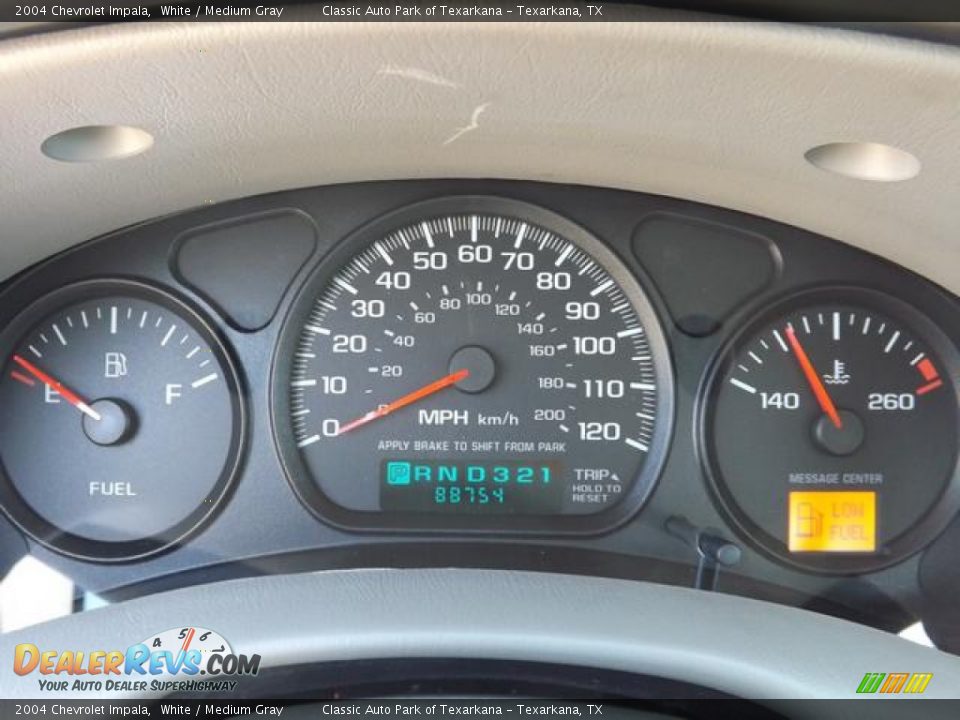 2004 Chevrolet Impala White / Medium Gray Photo #18