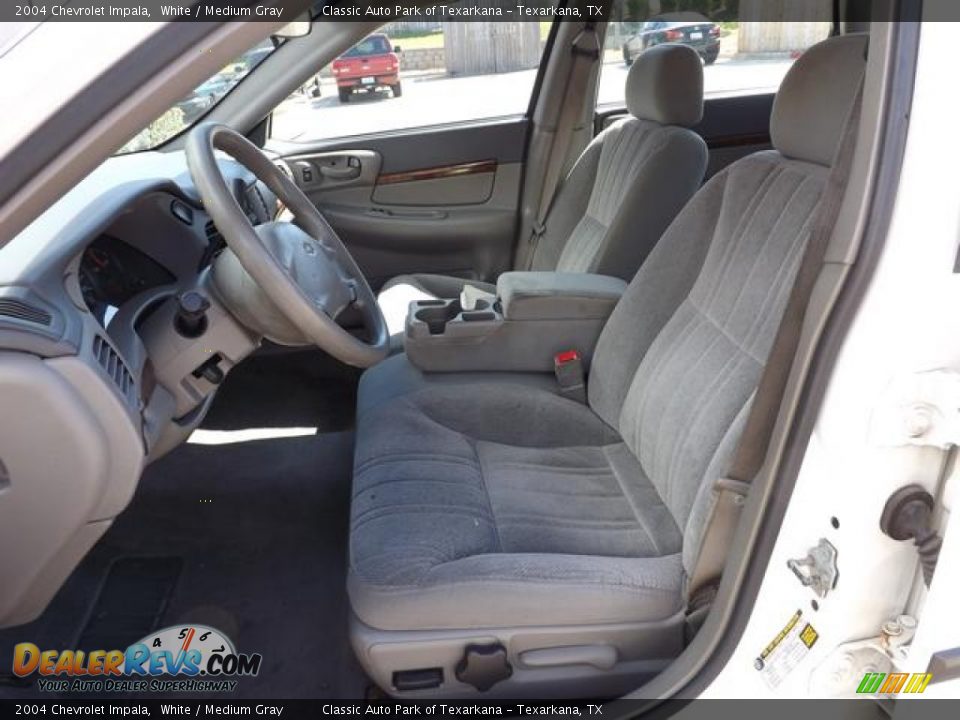 2004 Chevrolet Impala White / Medium Gray Photo #21