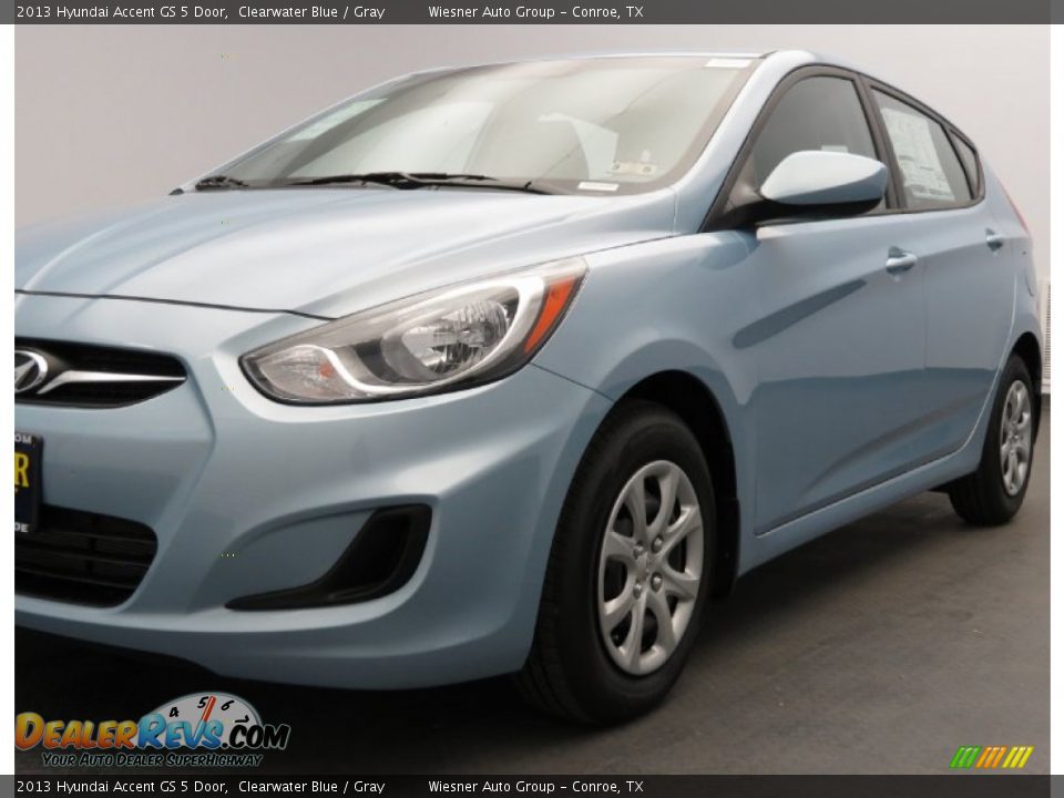 2013 Hyundai Accent GS 5 Door Clearwater Blue / Gray Photo #2