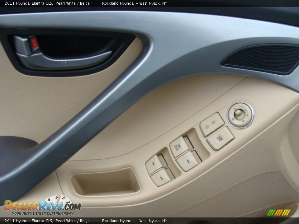 2011 Hyundai Elantra GLS Pearl White / Beige Photo #8