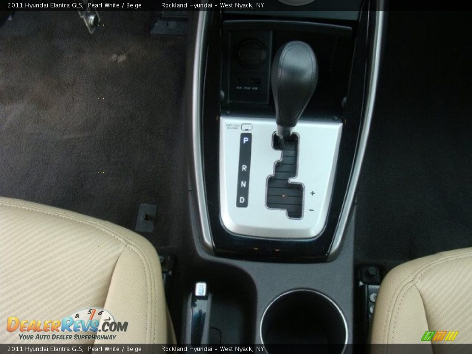 2011 Hyundai Elantra GLS Pearl White / Beige Photo #16