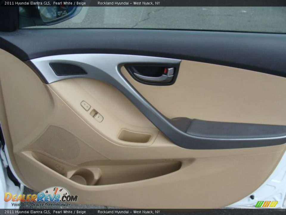 2011 Hyundai Elantra GLS Pearl White / Beige Photo #21