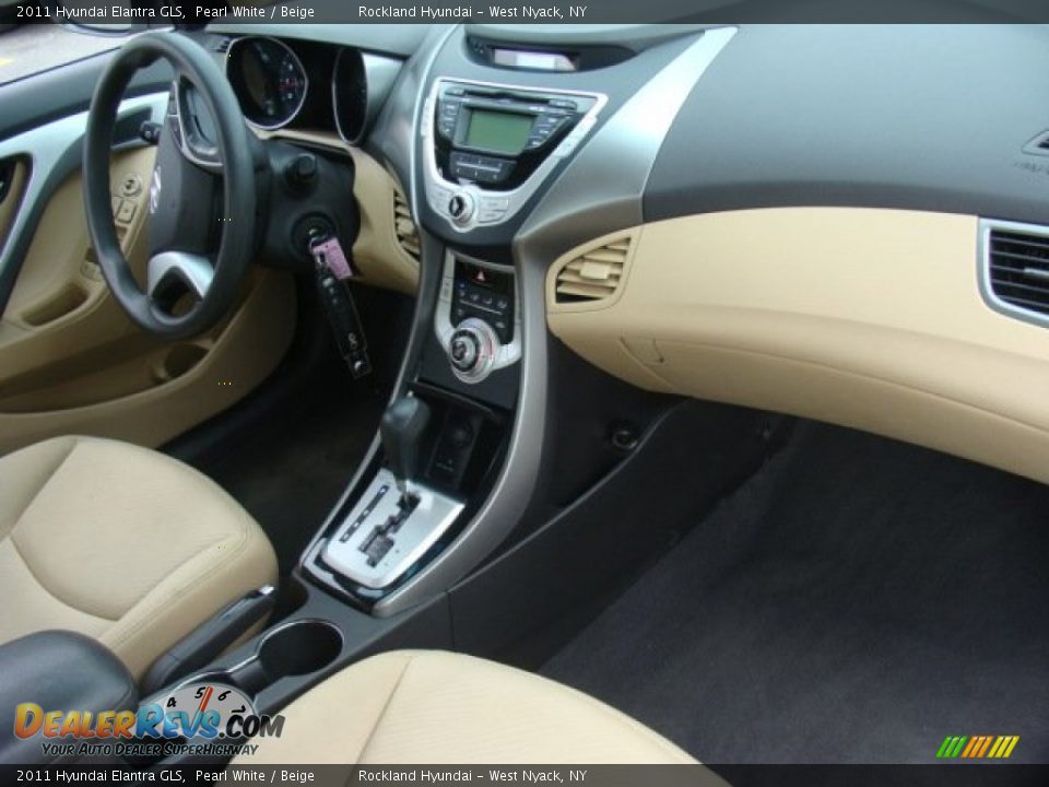 2011 Hyundai Elantra GLS Pearl White / Beige Photo #22