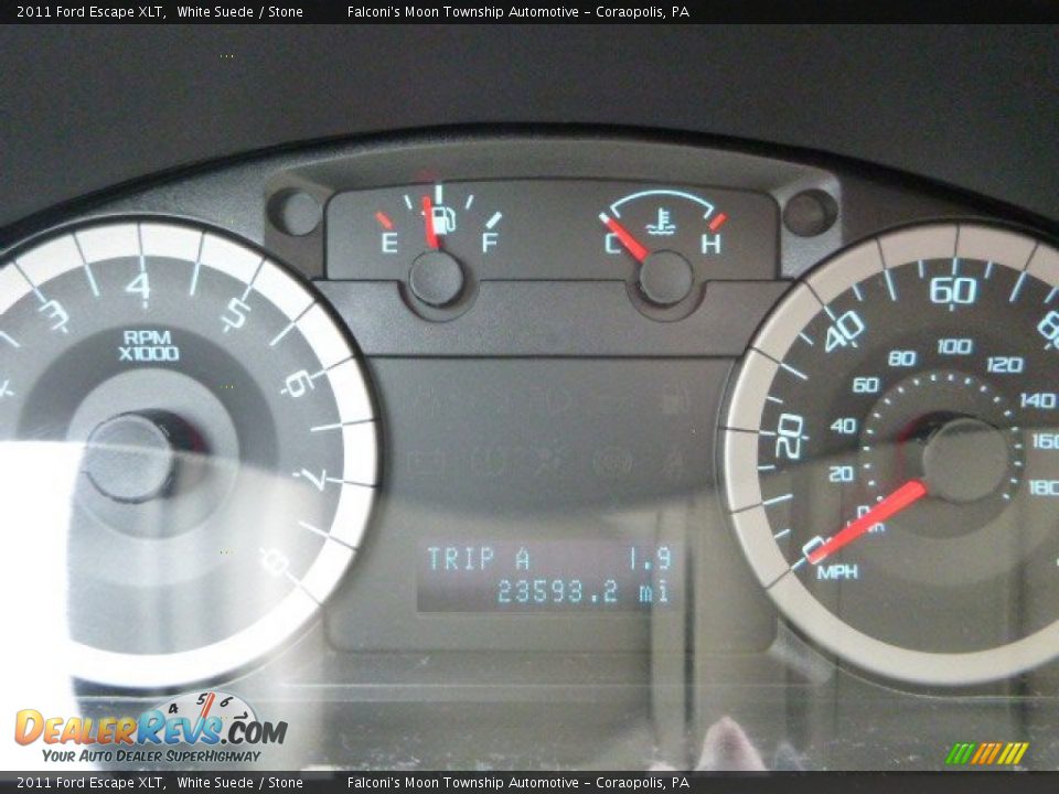 2011 Ford Escape XLT White Suede / Stone Photo #25