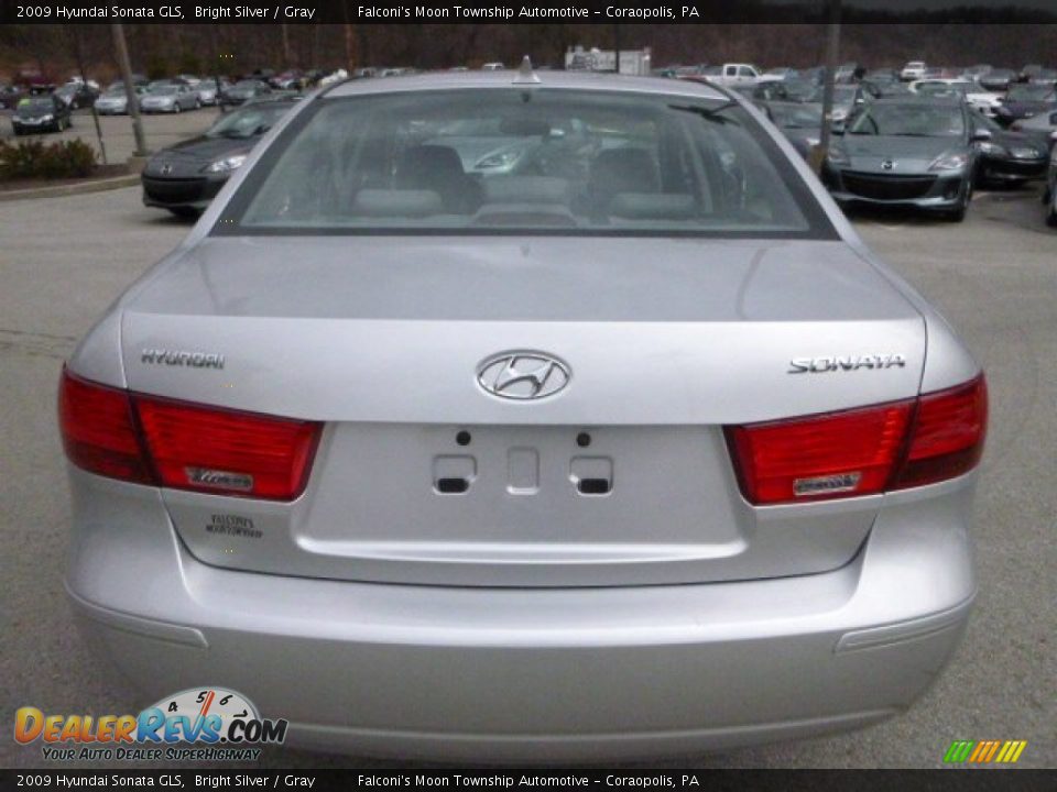 2009 Hyundai Sonata GLS Bright Silver / Gray Photo #4