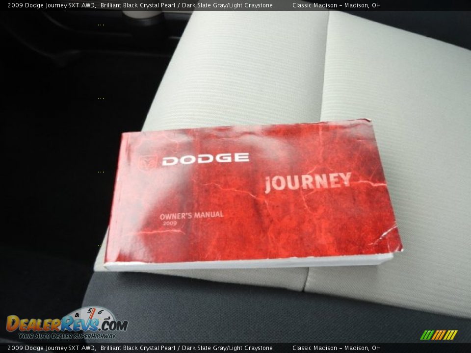 2009 Dodge Journey SXT AWD Brilliant Black Crystal Pearl / Dark Slate Gray/Light Graystone Photo #7