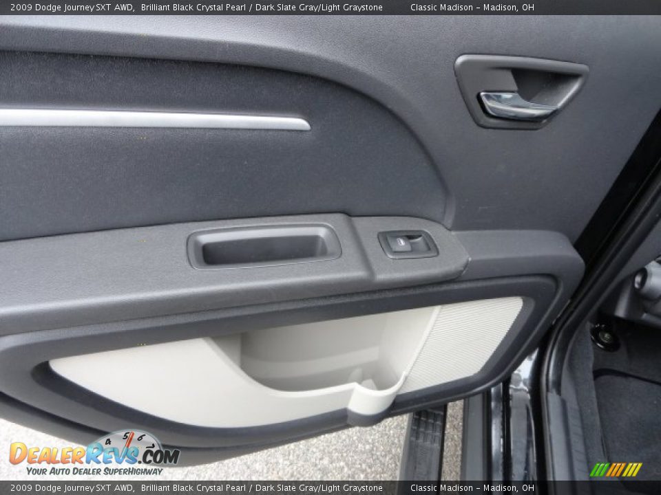 2009 Dodge Journey SXT AWD Brilliant Black Crystal Pearl / Dark Slate Gray/Light Graystone Photo #9