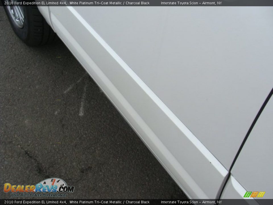 2010 Ford Expedition EL Limited 4x4 White Platinum Tri-Coat Metallic / Charcoal Black Photo #10