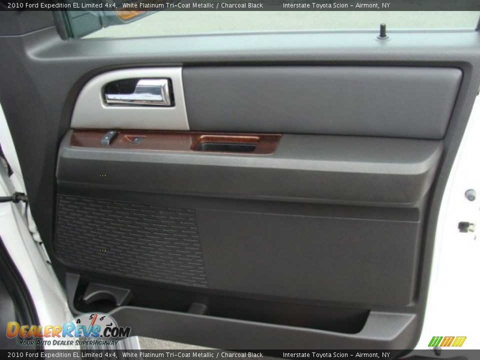 2010 Ford Expedition EL Limited 4x4 White Platinum Tri-Coat Metallic / Charcoal Black Photo #25