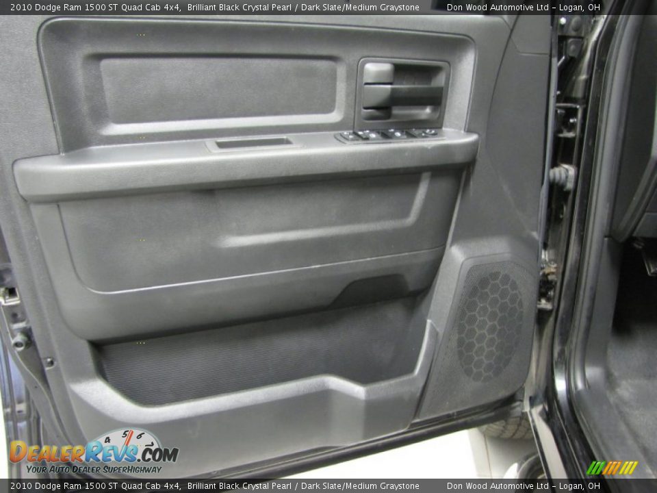 2010 Dodge Ram 1500 ST Quad Cab 4x4 Brilliant Black Crystal Pearl / Dark Slate/Medium Graystone Photo #10