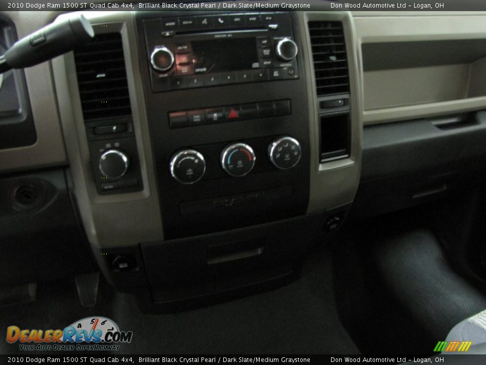 2010 Dodge Ram 1500 ST Quad Cab 4x4 Brilliant Black Crystal Pearl / Dark Slate/Medium Graystone Photo #20