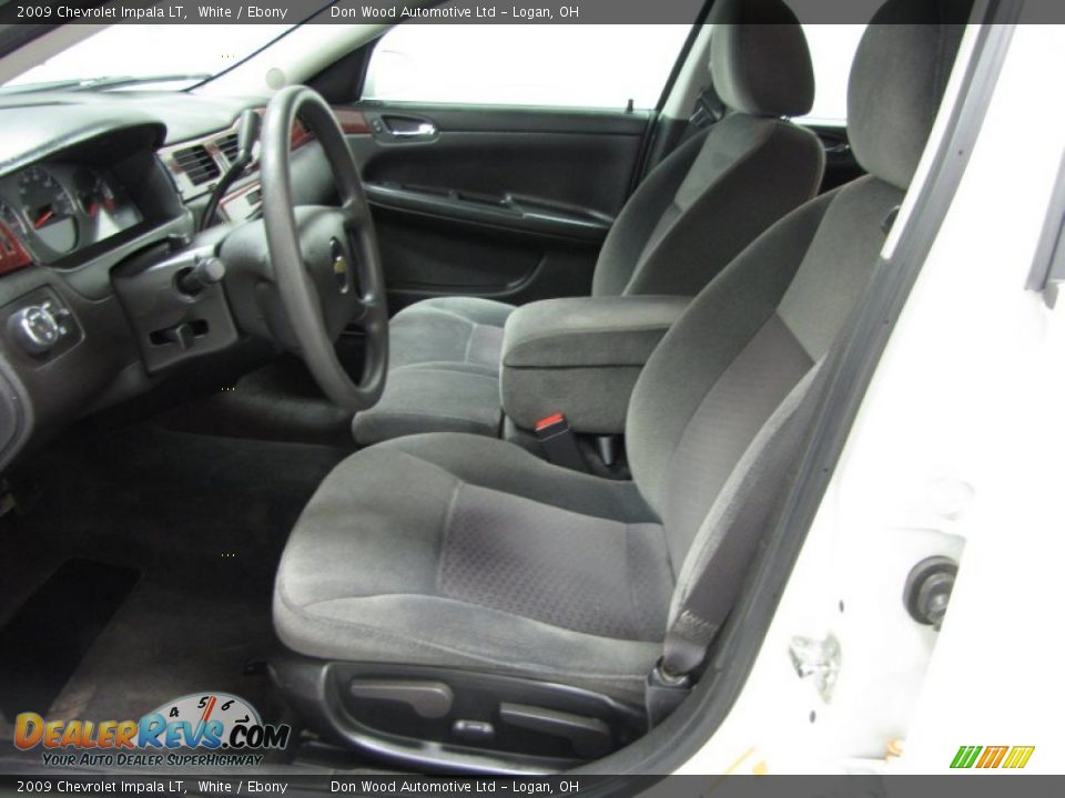 Ebony Interior - 2009 Chevrolet Impala LT Photo #5