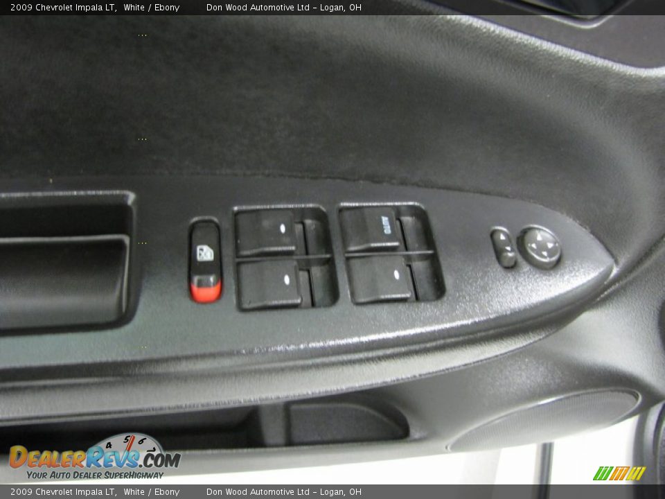 2009 Chevrolet Impala LT White / Ebony Photo #10
