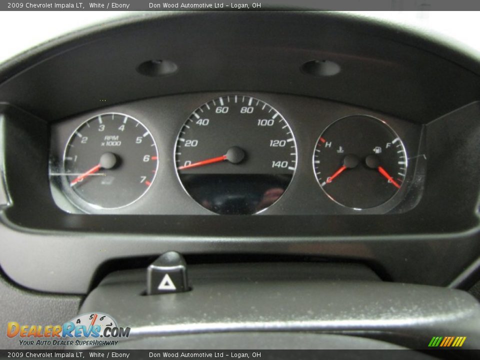 2009 Chevrolet Impala LT White / Ebony Photo #17