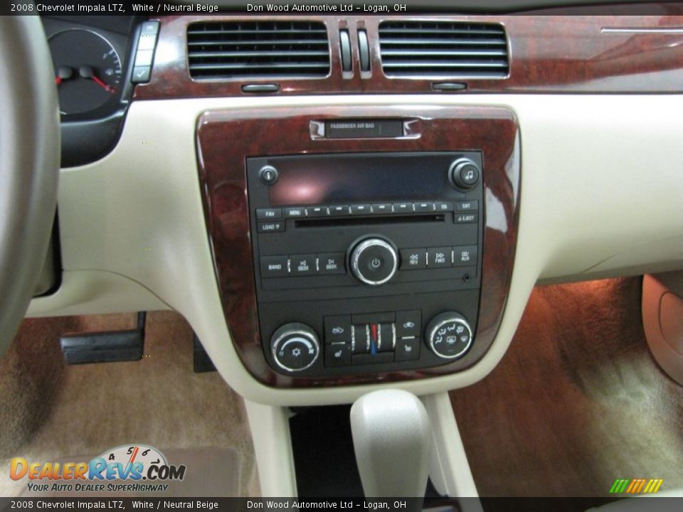 2008 Chevrolet Impala LTZ White / Neutral Beige Photo #20