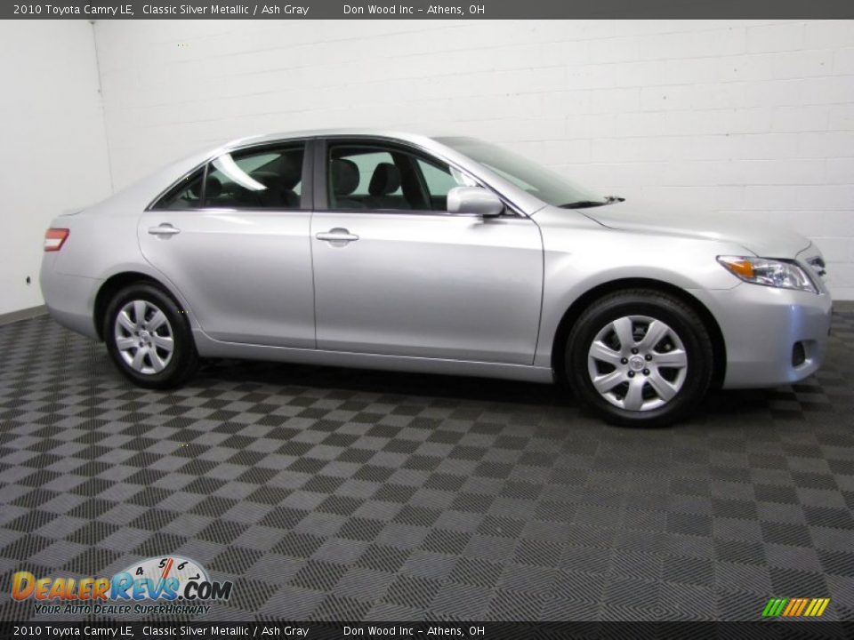 2010 Toyota Camry LE Classic Silver Metallic / Ash Gray Photo #3