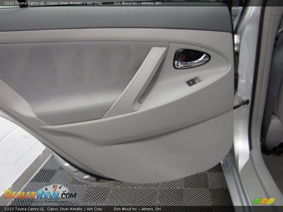 2010 Toyota Camry LE Classic Silver Metallic / Ash Gray Photo #12