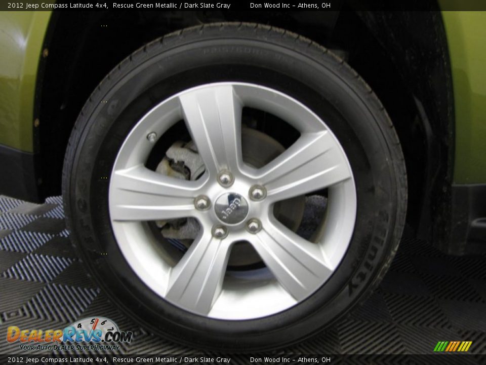 2012 Jeep Compass Latitude 4x4 Rescue Green Metallic / Dark Slate Gray Photo #26