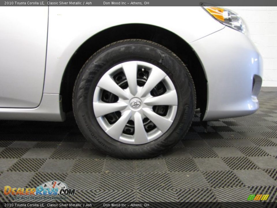 2010 Toyota Corolla LE Classic Silver Metallic / Ash Photo #25