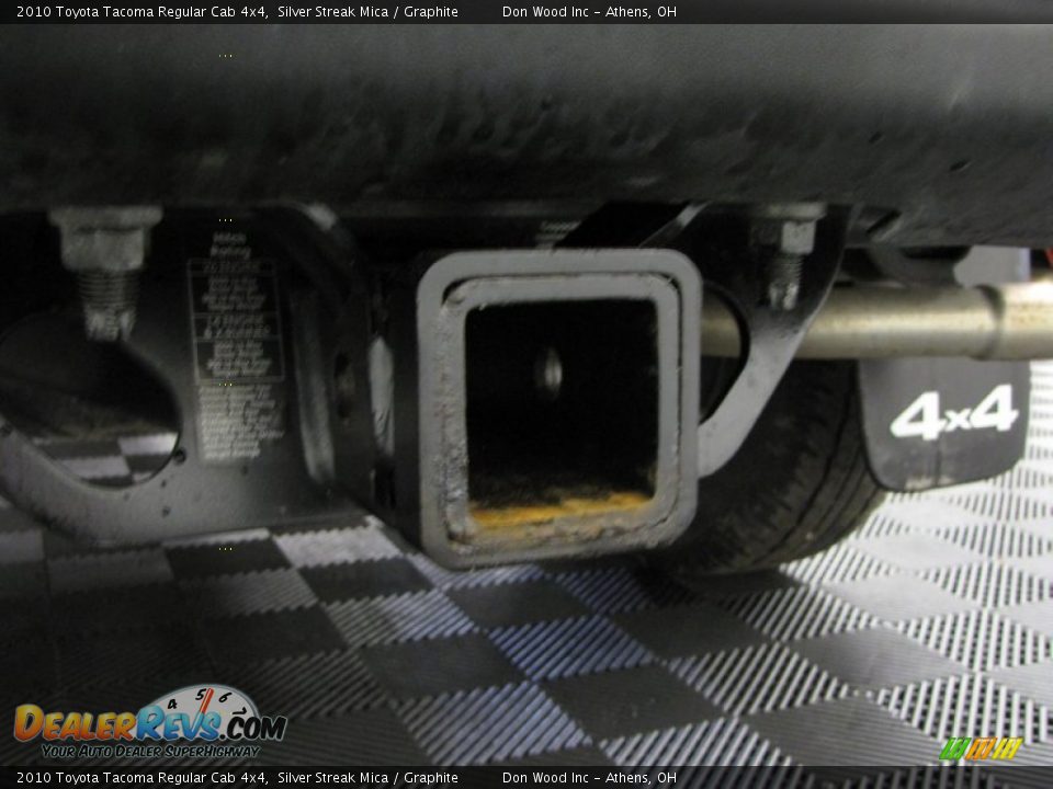 2010 Toyota Tacoma Regular Cab 4x4 Silver Streak Mica / Graphite Photo #5