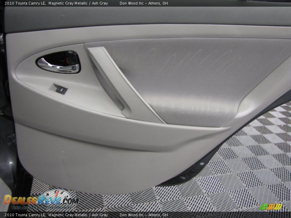 2010 Toyota Camry LE Magnetic Gray Metallic / Ash Gray Photo #13